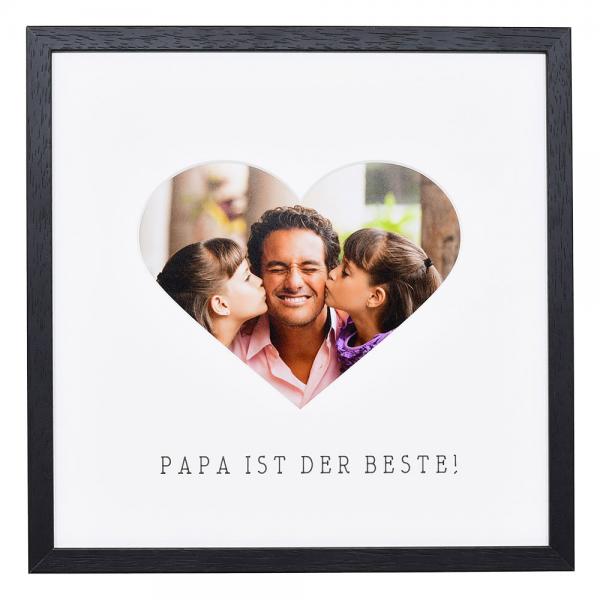 Bilderrahmen mit Herz-Passepartout & Text "Papa ist der Beste!" 30x30 cm | schwarz | Normalglas (2 mm)